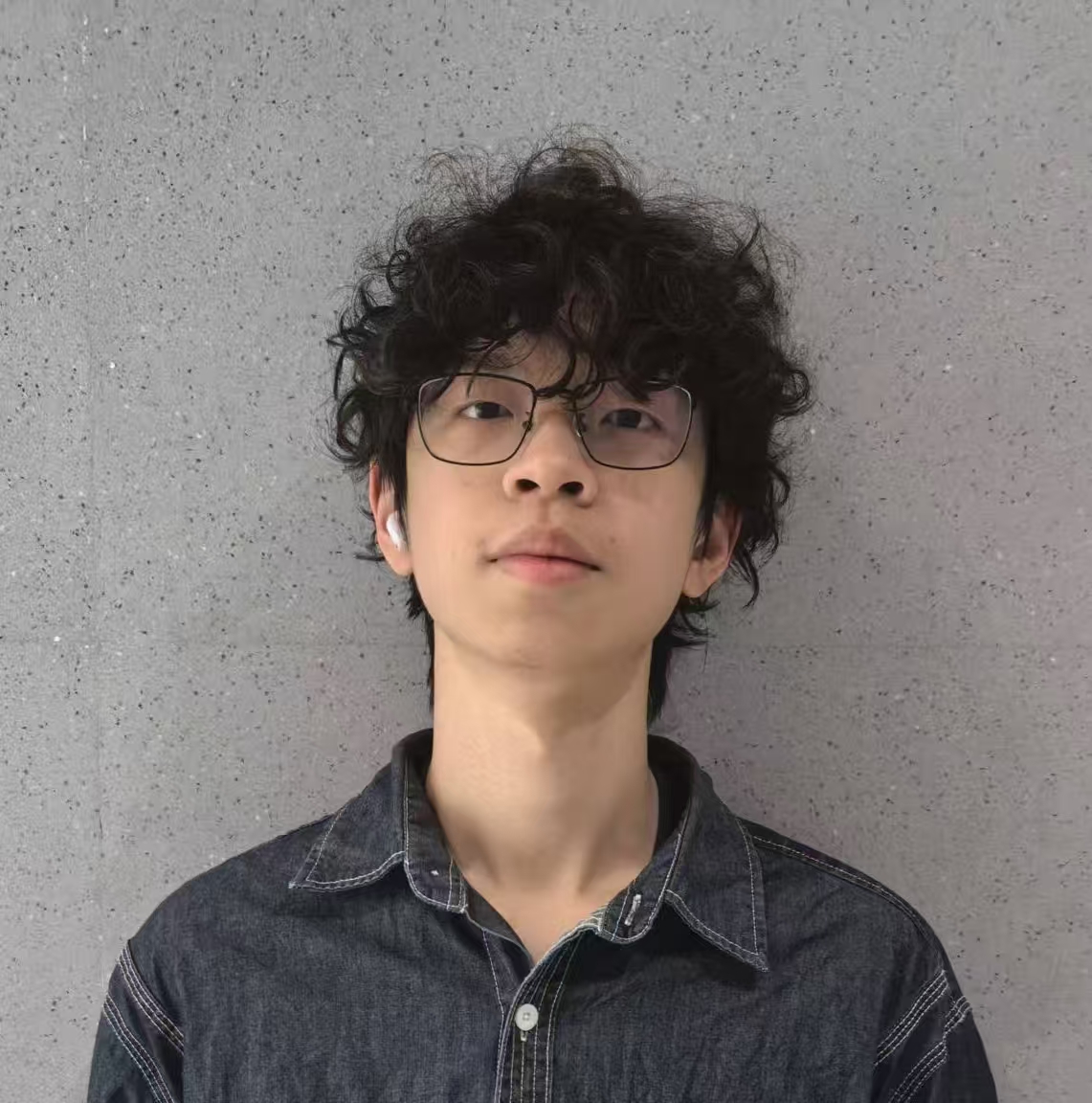 Yikai Lu